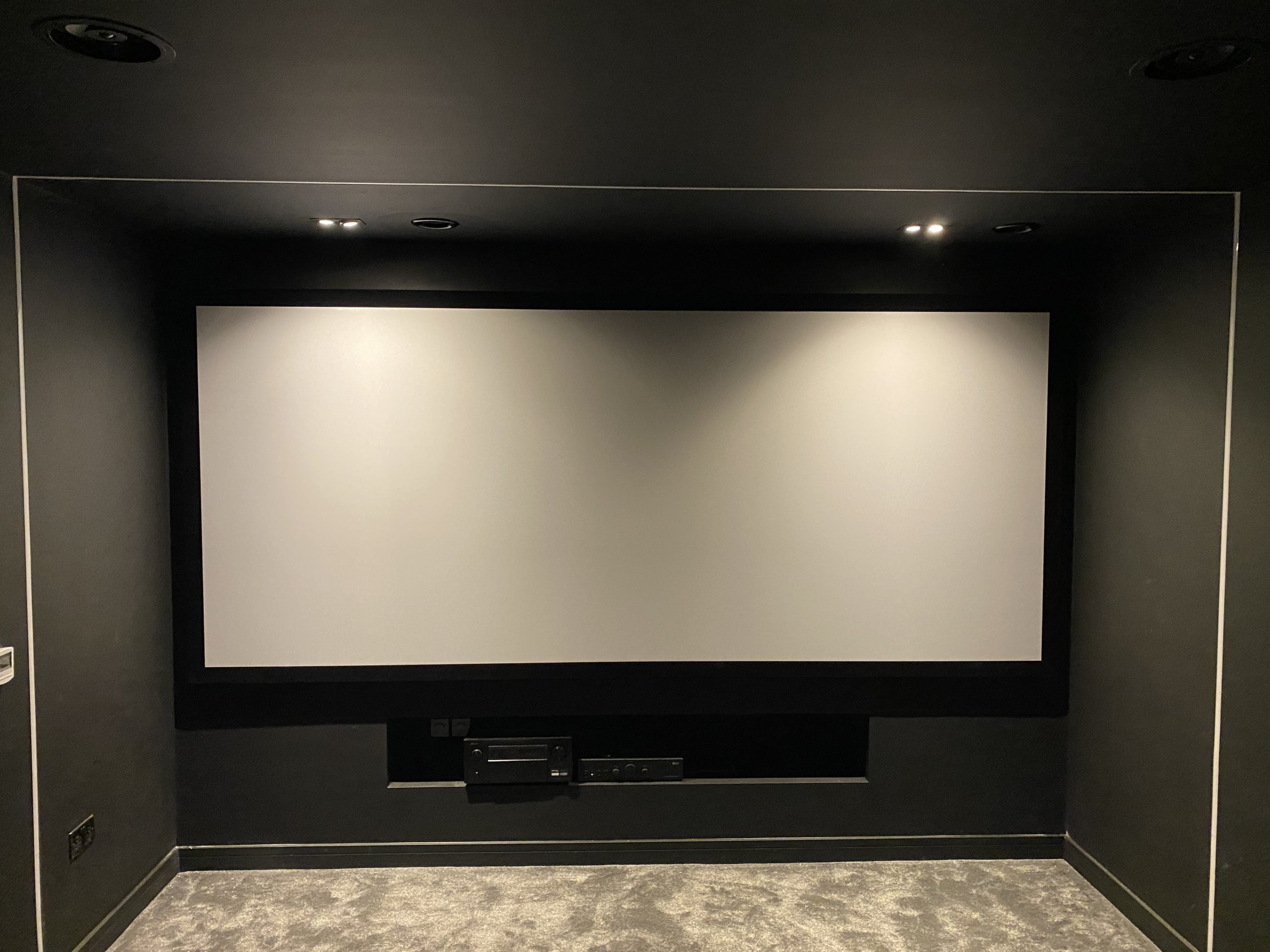 Home cinema lighting control system